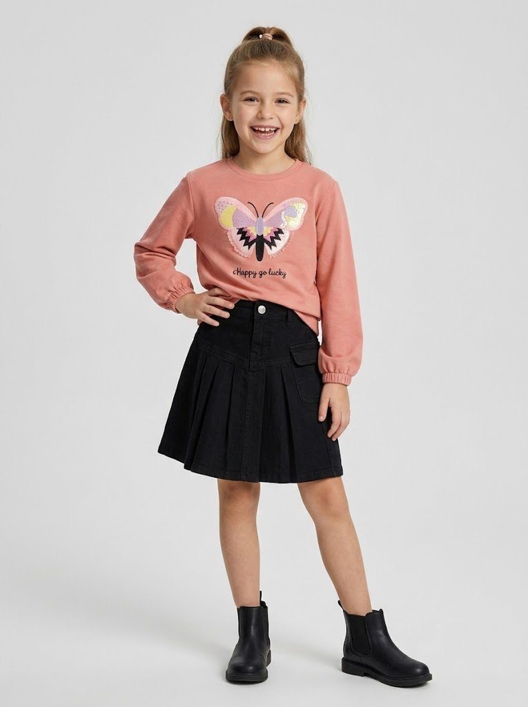 Happy Butterfly Fringe Set Peach - Girl (Black Pleated Skirt)-08