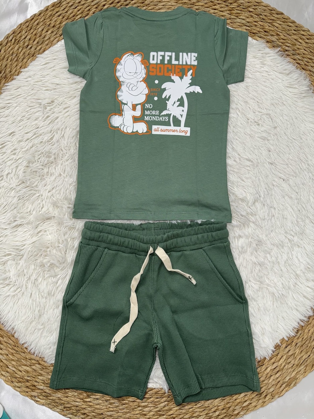 Offline Green Shorts Set - Boy (Back Graphic)-06