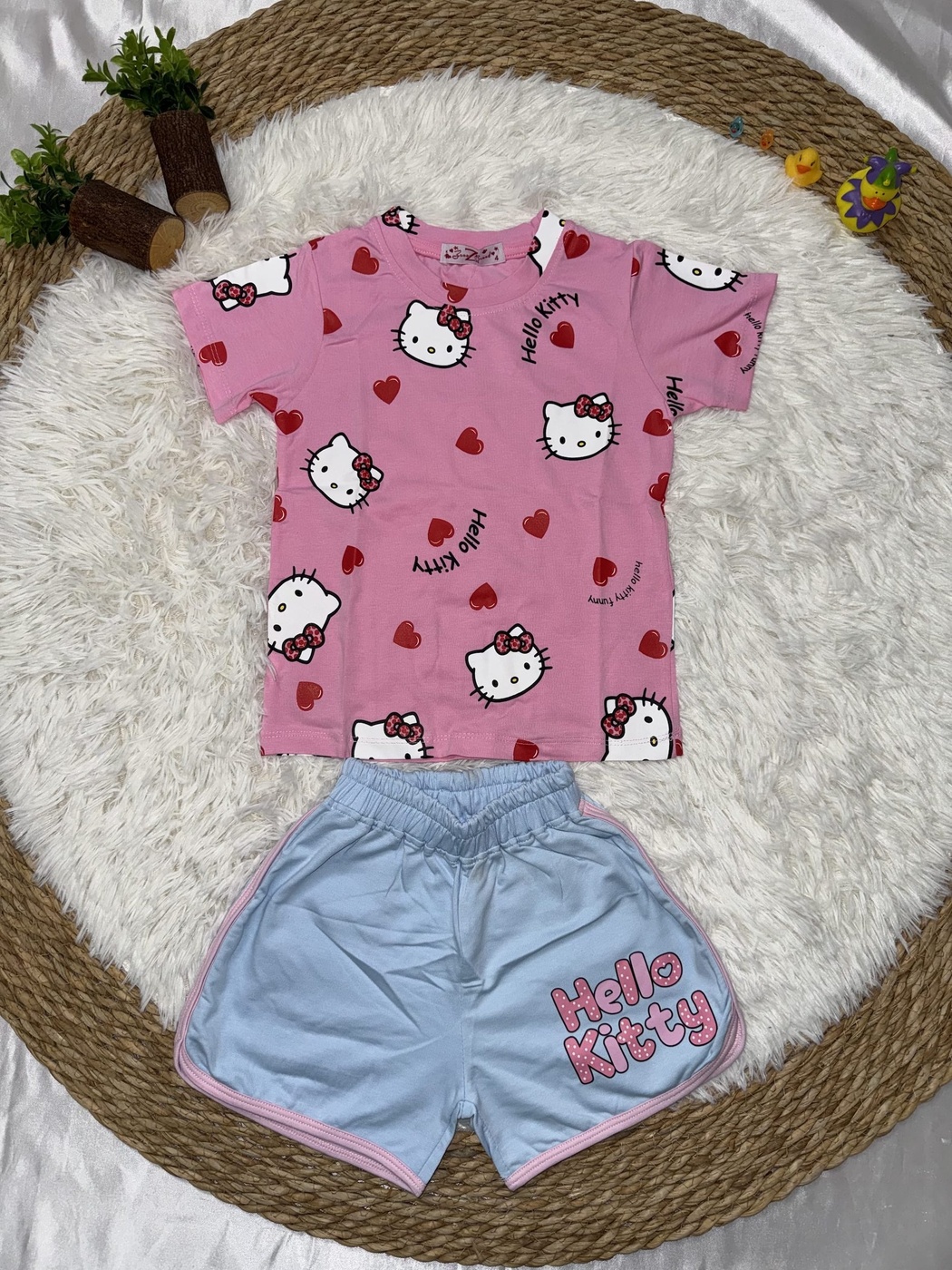 Hello Kitty Pink Set - Girl (Blue Shorts)-10