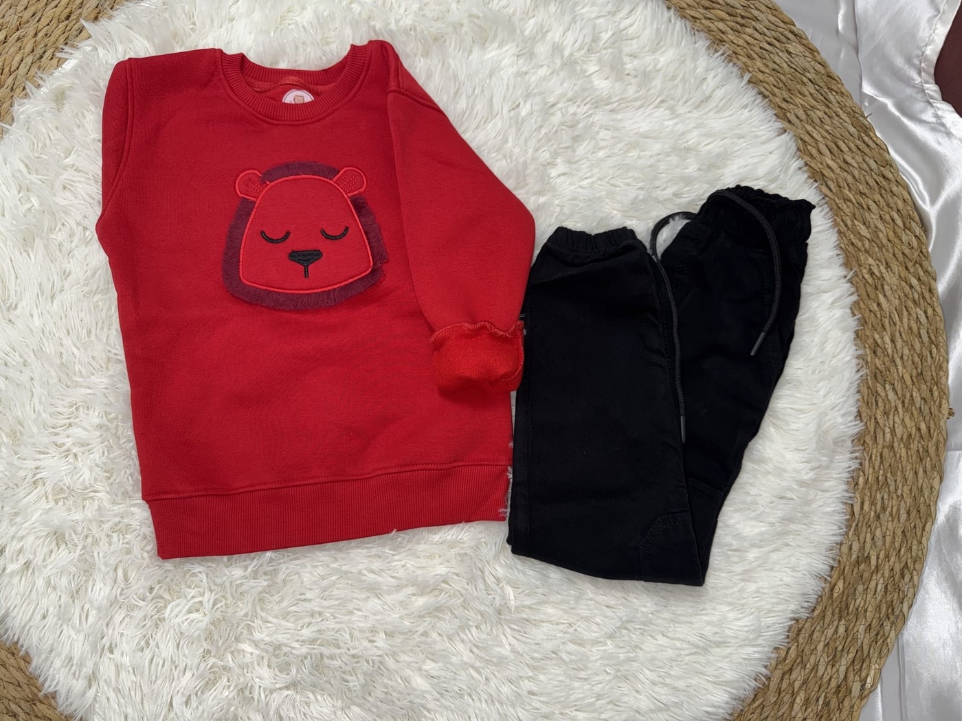 Plush Lion Face Set Red - Boy (Black Cargo Pants)-08