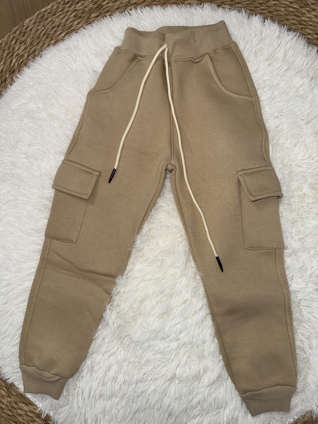 NYC Black Set - Boy (Beige Pants)-10