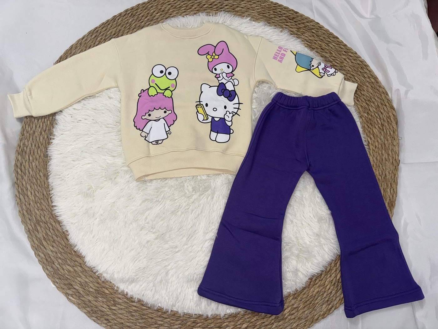 Sanrio Hello Kitty Set Cream & Purple - Girl (Flared Pants)-02