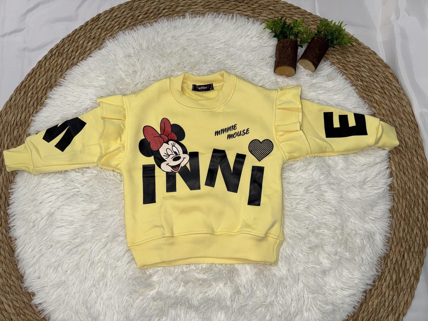 Minnie Mouse Sweatshirt Yellow - Girl (Big MINNI Letters)-05