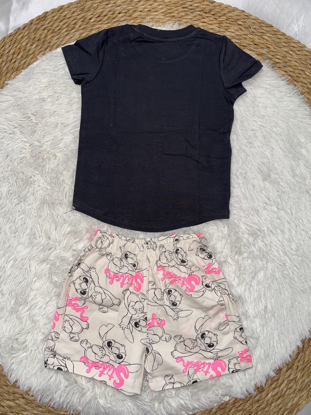 Stitch Black Shorts Set - Girl (Beige Shorts)-06